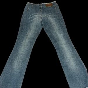 Zana di tiger butt scratch affect no waistband look